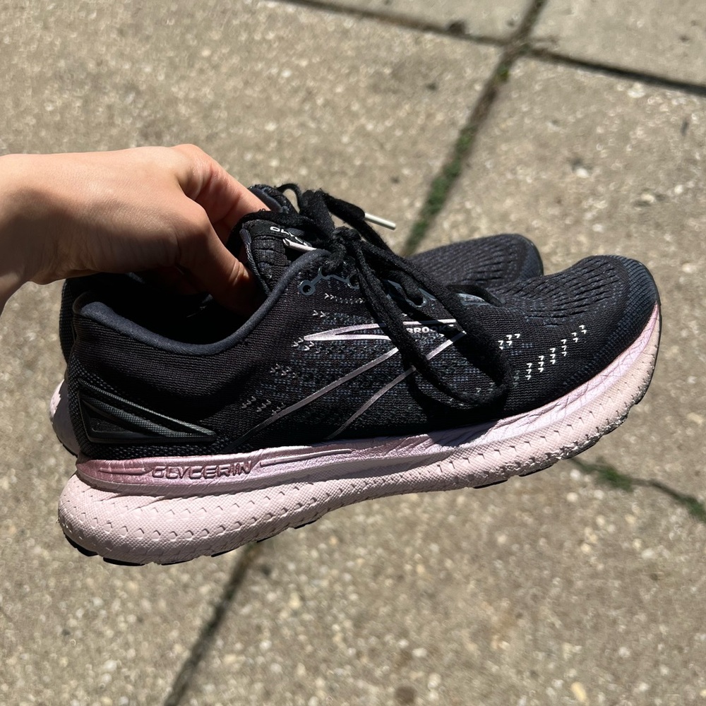 Brooks glycerin GTS 19